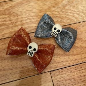⚡️Flash Sale ⚡️ Handmade bow hair clips with skull detail